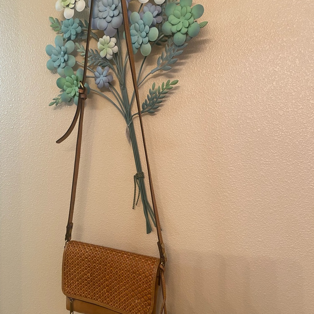 Patricia Nash genuine leather handbag  woven tan